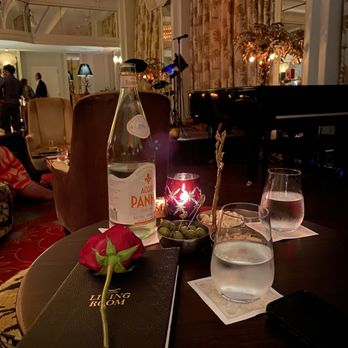 The Living Room - Cocktail Bars Near Me - Miami Beach, Florida