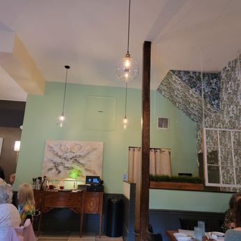 Oliver's Corner Bistro - Serving area - Sandwiches Near Me - Macon, Georgia