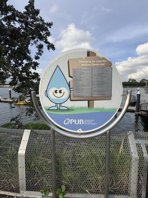 Marina Barrage by null