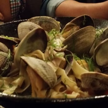 Kinjiro - Clams in pasta - Izakaya Near Me - Los Angeles, California Kinjiro - Clams in pasta - Izakaya Near Me - Los Angeles, California