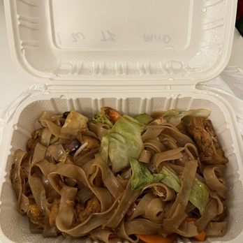 Spoon Eastside - Pad Kee Mao - Thai Near Me - Atlanta, Georgia