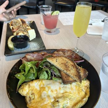 3rd Base LA - Omelette - Sports Bars Near Me - Los Angeles, California 3rd Base LA - Omelette - Sports Bars Near Me - Los Angeles, California