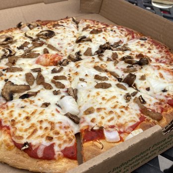 Munchies Pizza & Deli - Pizza Near Me - Fruita, Colorado Munchies Pizza & Deli - Pizza Near Me - Fruita, Colorado