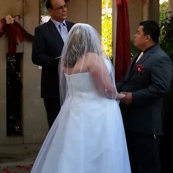 Bashful Butler Catering - The outside ceremony was so beautiful - Caterers Near Me - Azusa, California Bashful Butler Catering - The outside ceremony was so beautiful - Caterers Near Me - Azusa, California