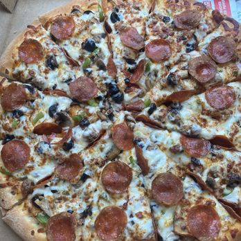 Tumby's Pizza - Deluxe Pizza - Pizza Near Me - Gardena, California Tumby's Pizza - Deluxe Pizza - Pizza Near Me - Gardena, California