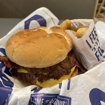 Culver's - Fast Food Near Me - Mt. Prospect, Illinois
