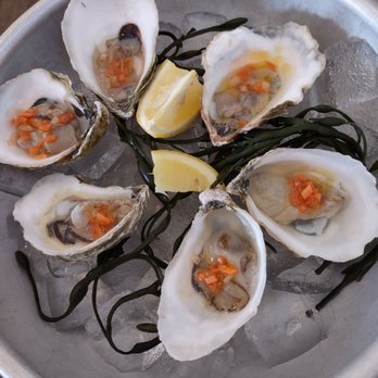 Bistro 1828 at Pepperrell Cove - Raw oysters - New American Near Me - Kittery Point, Maine