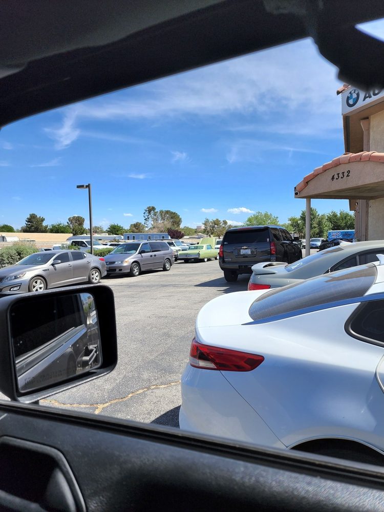 QUARTZ HILL AUTO CARE Updated September 2024 22 Photos & 69 Reviews 4332 West Ave. L