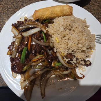 Fang's Cafe - Mongolian beef, fried rice and egg roll. - Chinese Near Me - Tomball, Texas