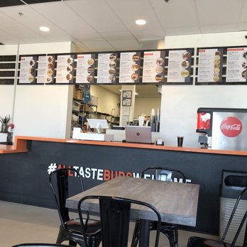 uniQue bite eatery - New American Near Me - Indio, California