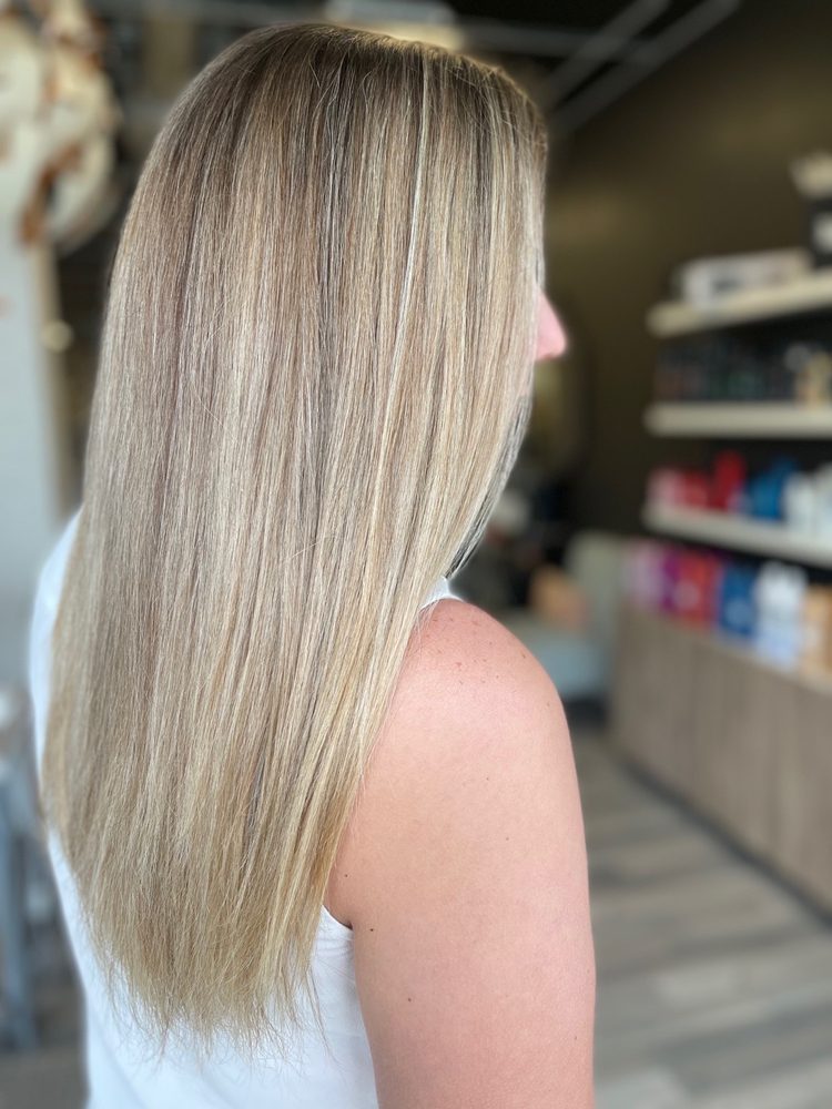Hues Hair Salon Image