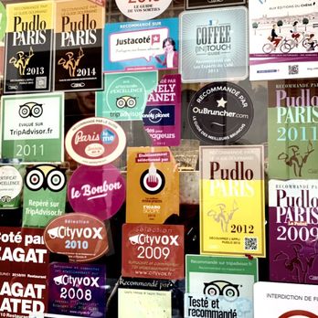 Eggs & Co - Acknowledgement of all their awards outside their front door - Breakfast & Brunch Near Me - Paris, 75