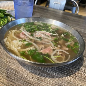 LV Pho 7 - Combination pho (tripe, flank, tendon, beef balls) - Vietnamese Near Me - Las Vegas, Nevada