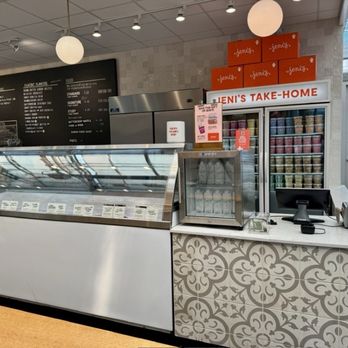 Jeni's Splendid Ice Creams - Inside - Ice Cream & Frozen Yogurt Near Me - Chicago, Illinois