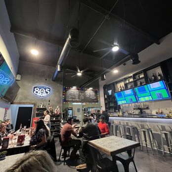 Tacos 805 - Inside - Mexican Near Me - Simi Valley, California