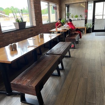 White Crane Creative Thai & Sushi - Thai Near Me - Forest Park, Illinois