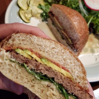 Von Ebert Brewing - Glendoveer - Impossible Burger! - Brewpubs Near Me - Portland, Oregon