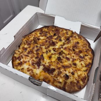 Market Street Pizza - 8" mac n cheese pizza ($10.99) - Pizza Near Me - Austin, Texas