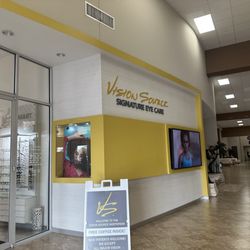 Vision Source Kingwood - Outside the office