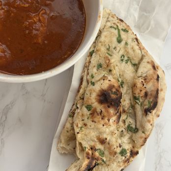 Broadway Masala - Butter Chicken (GF) & Garlic Naan (V) - Indian Near Me - Redwood City, California Broadway Masala - Butter Chicken (GF) & Garlic Naan (V) - Indian Near Me - Redwood City, California
