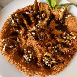 Emessa - Leicht scharfe Paprika Creme mit Nüssen