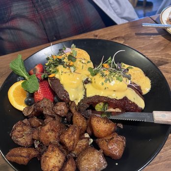 Surisan - Eggs Benedict - Korean Near Me - San Francisco, California Surisan - Eggs Benedict - Korean Near Me - San Francisco, California
