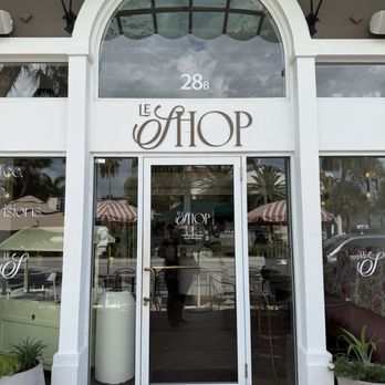 Le Shop - Entrance door - Coffee & Tea Near Me - Sarasota, Florida Le Shop - Entrance door - Coffee & Tea Near Me - Sarasota, Florida