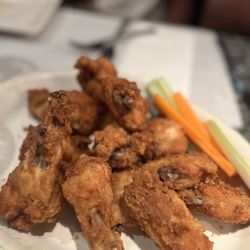 Chi Chi's Pizza - Golden Wings
