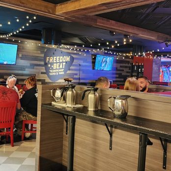 Freedom Beat - From the bar. Casual dining in the hotel - American Near Me - Las Vegas, Nevada Freedom Beat - From the bar. Casual dining in the hotel - American Near Me - Las Vegas, Nevada