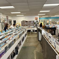 Kicksville Vinyl & Vintage - Kicksville!