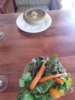 Sonoma Wine Shop / La Bodega Kitchen by null