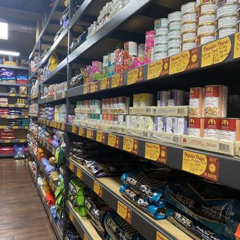 Hollywood Feed - Pet Stores Near Me - Tucker, Georgia