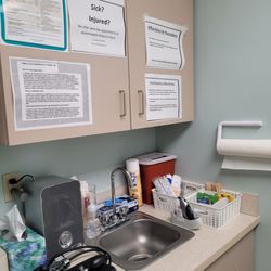 Comprehensive Medical Group - Exam room