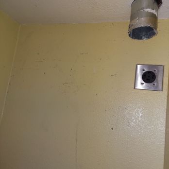OHMS ELECTRIC  - Outlet is too high - Electricians Near Me