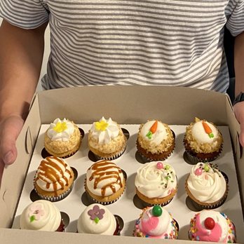 Cinderella Cakes - Desserts Near Me - Anaheim, California