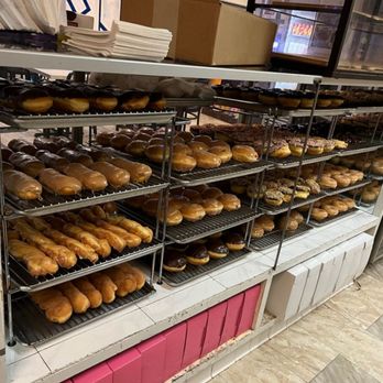 Jelly Donut - 6am donut run bc it goes fastttt! - Donuts Near Me - Twentynine Palms, California Jelly Donut - 6am donut run bc it goes fastttt! - Donuts Near Me - Twentynine Palms, California
