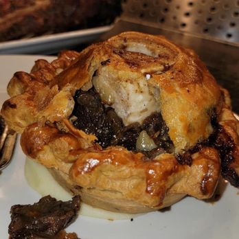Chi Spacca - Beef & Bone Marrow Pie - Italian Near Me - Los Angeles, California Chi Spacca - Beef & Bone Marrow Pie - Italian Near Me - Los Angeles, California