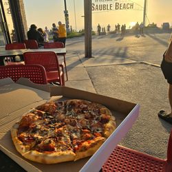 Rustic Pizza - Canadian pizza