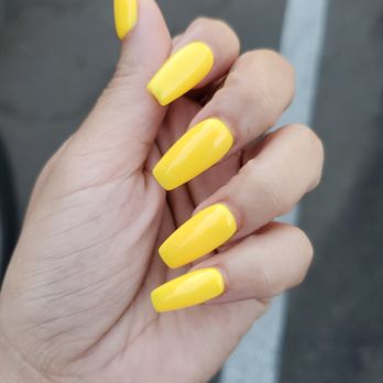 Tip2toes by Jennie - Yellow this vacay - Nail Salons Near Me - San Diego, California Tip2toes by Jennie - Yellow this vacay - Nail Salons Near Me - San Diego, California