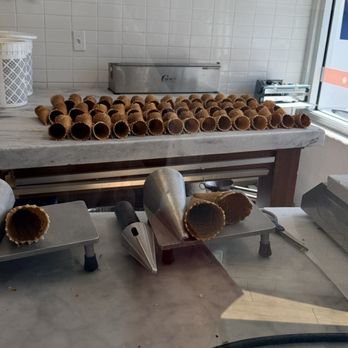 Kilwins Ice Cream - Chocolate - Fudge - Cones - Desserts Near Me - Clearwater Beach, Florida Kilwins Ice Cream - Chocolate - Fudge - Cones - Desserts Near Me - Clearwater Beach, Florida
