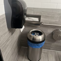 Mobil - Restroom