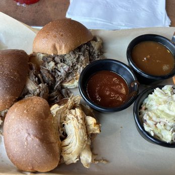 Enzo's BBQ & Alehouse - Barbeque Near Me - Oceanside, California
