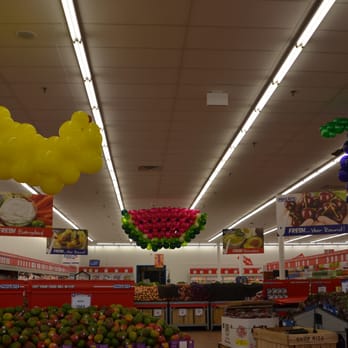 Elevated Balloon Decor - Wedding Planning Near Me Elevated Balloon Decor - Wedding Planning Near Me