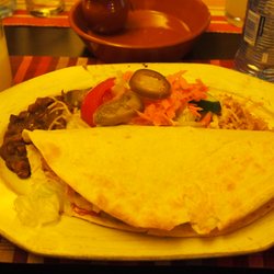 Burrito Amsterdam - Chicken Quesada Grande2