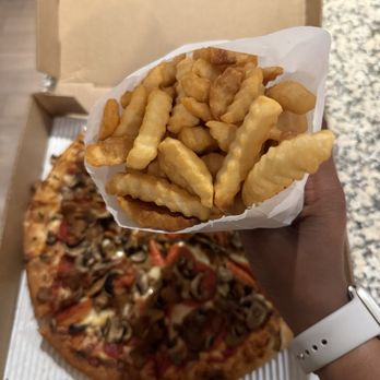 Joe's Pizza - Pizza Near Me - Woodbridge, Virginia