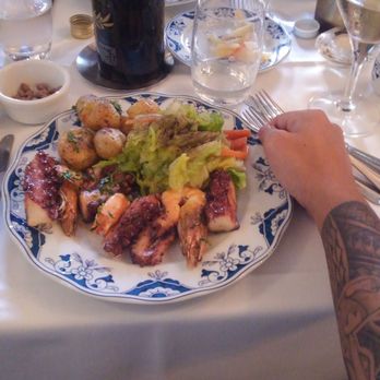 Restaurante Escondidinho - Untz untz untz - Portuguese Near Me - Porto, 13