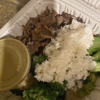 Fresh & Natural Thai Kitchen - Make your own bowl - Thai Near Me - Sedona, Arizona Fresh & Natural Thai Kitchen - Make your own bowl - Thai Near Me - Sedona, Arizona