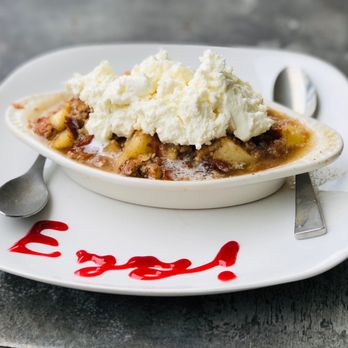 The Barrel Room - Apple Persimmon Crumble - American Near Me - Castroville, Texas