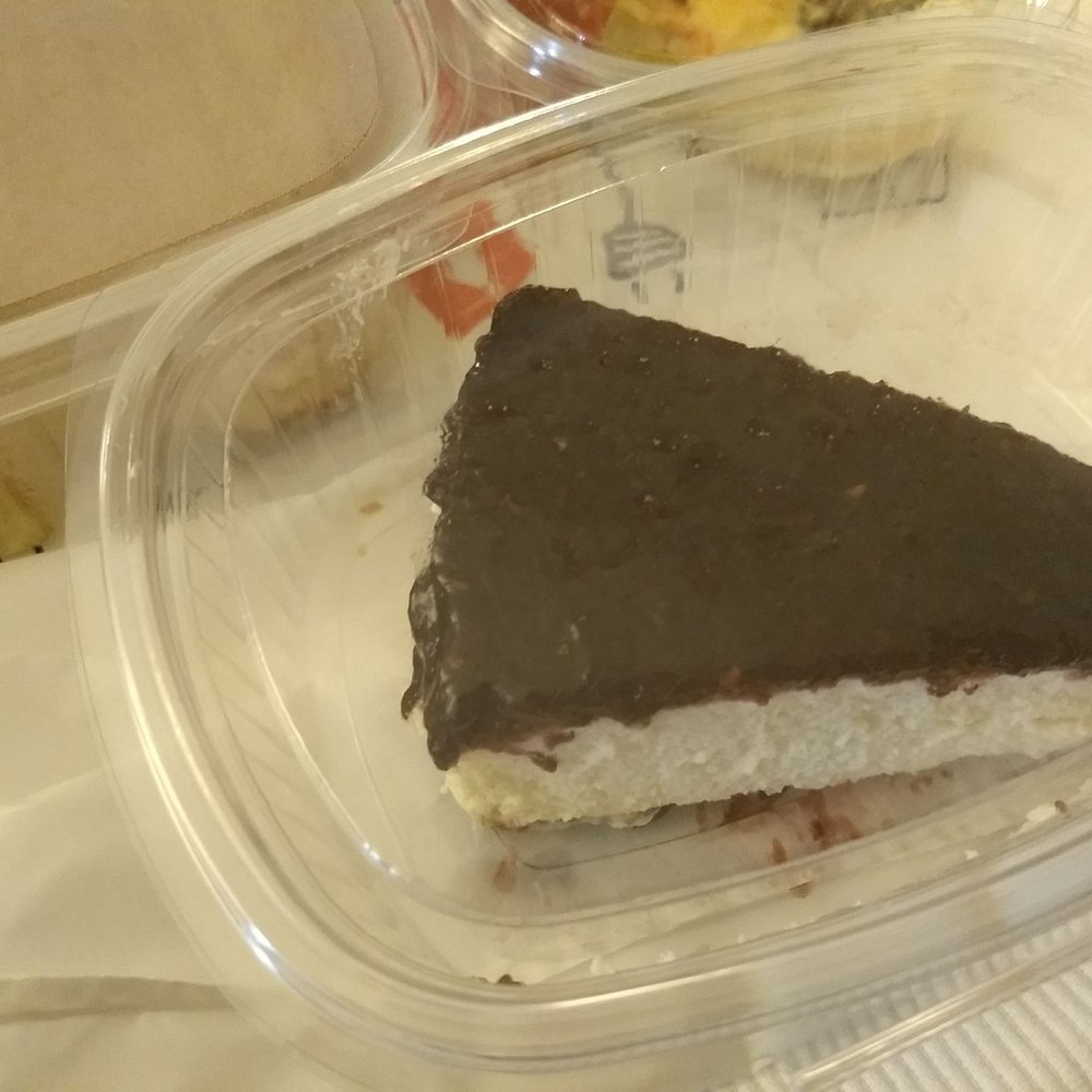Fábrica Lisboa - Cheesecake mmmmmmmm... - Cafes Near Me - Lisbon, 11 Fábrica Lisboa - Cheesecake mmmmmmmm... - Cafes Near Me - Lisbon, 11