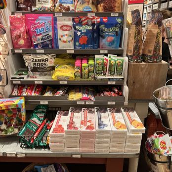Cracker Barrel Old Country Store - Snacks - American Near Me - Kissimmee, Florida